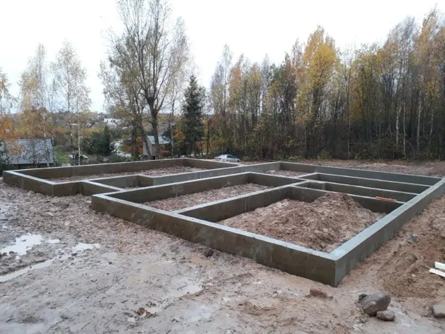 Pamatų montavimo darbai